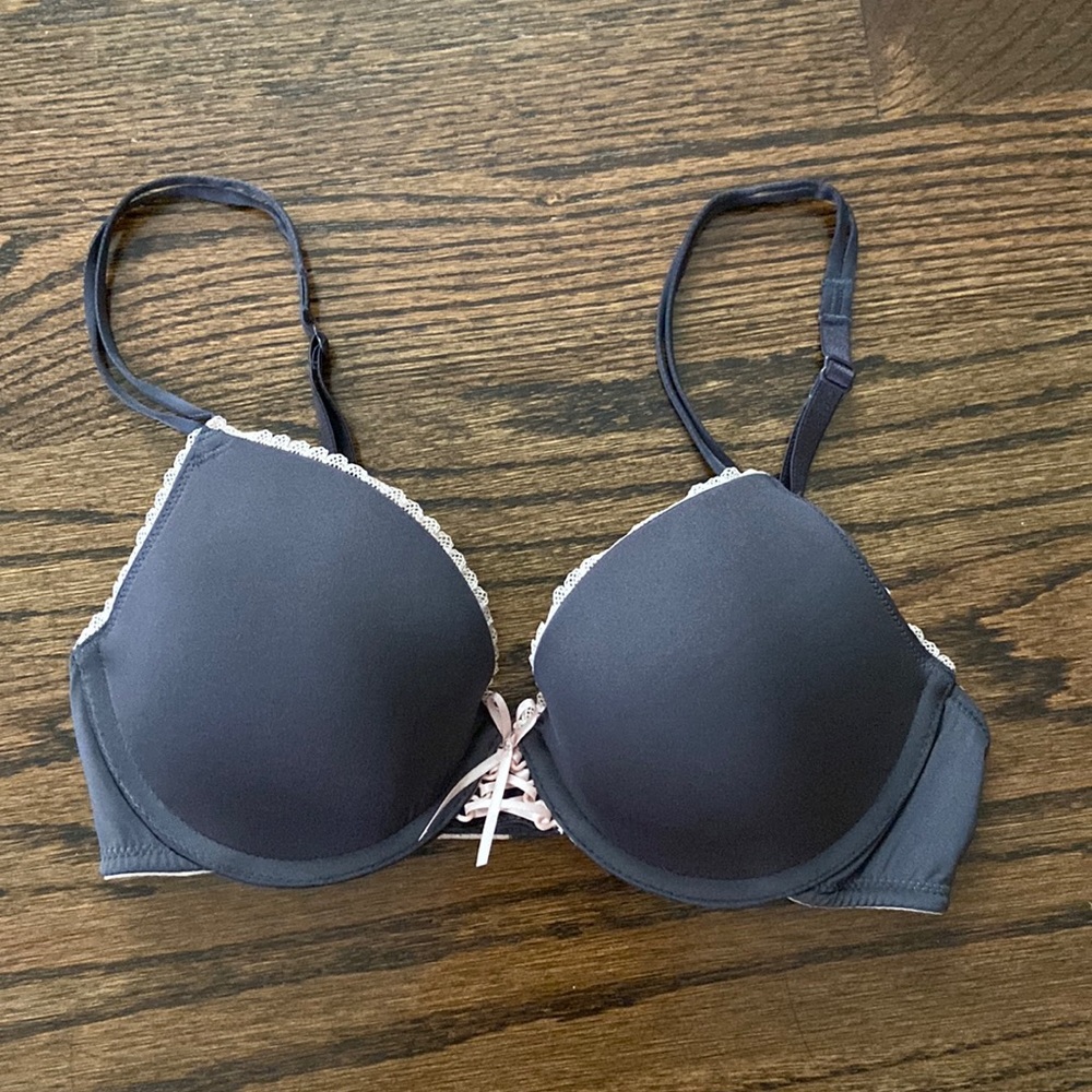 B.temptd gray padded bra 34B